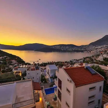 özel Havuzlu Büyük - Kalkan Plaja Sadece 200mt *