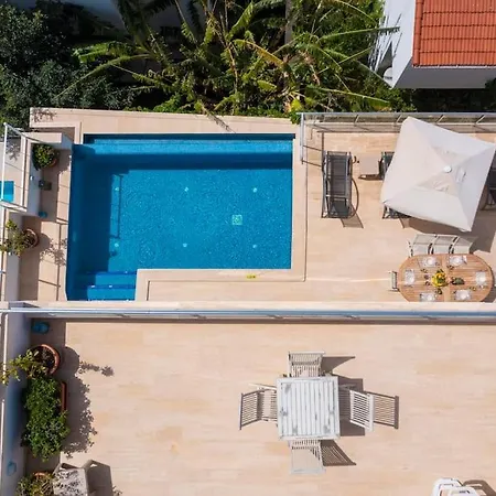 özel Havuzlu Büyük - Kalkan Plaja Sadece 200mt Villa Kaş